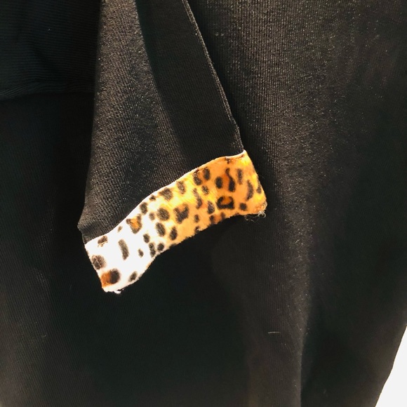 Ladies top - Picture 3 of 3